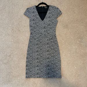 Women’s dress